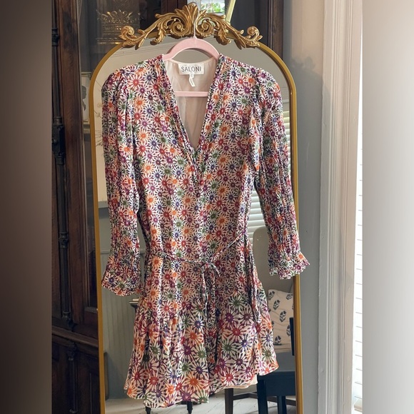 Saloni Franca Silk Floral Print Resort Mini Wrap Dress - Size 4 - Picture 1 of 9